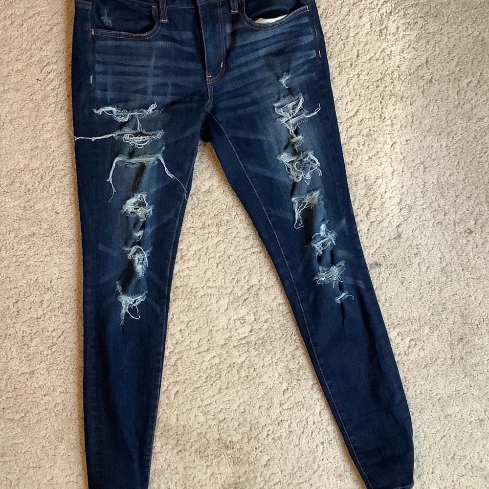 American eagle ripped jeans